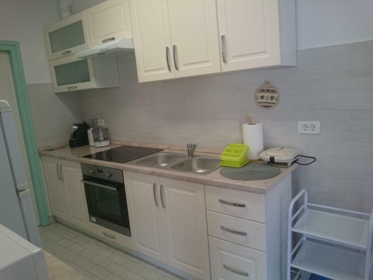 Appartement Apartman Sanja à Rovinj Extérieur photo